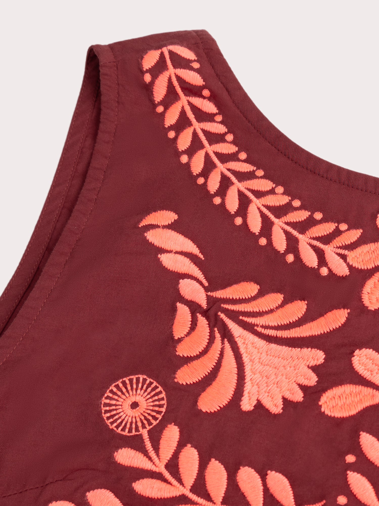 Top brodé en popeline pour femme